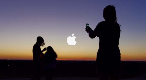 photos-every-day-iPhone-5-tv-ad-FSMdotCOM