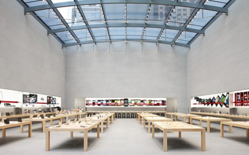 apple-store-empty