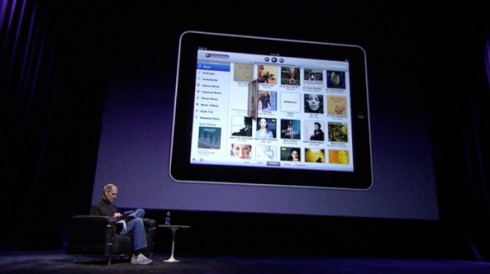 iPad-introduction-201004-Steve-Jobs-demo-001