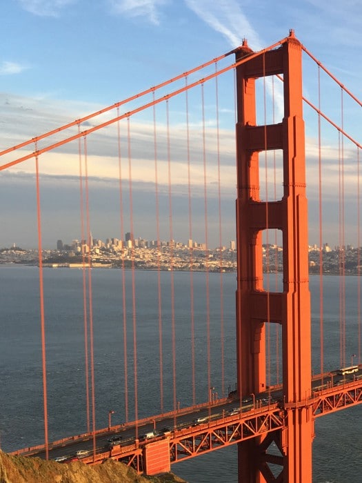 San-Francisco-Bridge-iPhone-SE-iPad-including-iPad-Pro