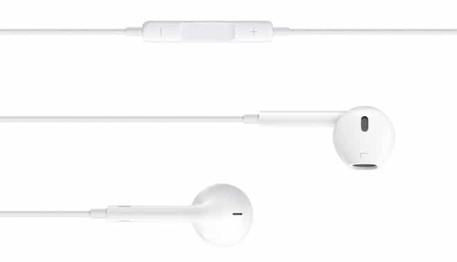 Borítókép: Az Apple EarPods fülhallgatója.
