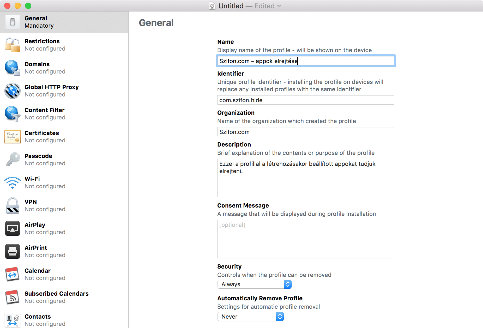 Kép: Apple Configurator, első lépés: a konfigurációs profil kötelező beállításai (név, azonosító, leírás).