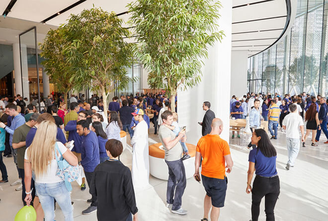 Dubai Apple Store