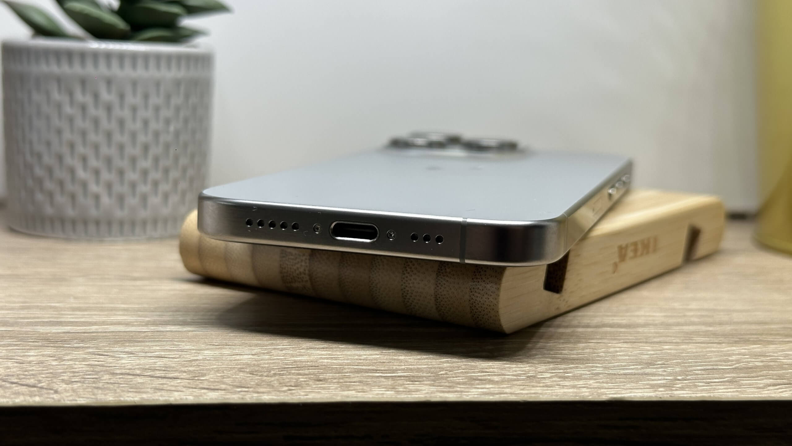 iPhone 15 Pro 256GB Naturál Titán - (használt, hibátlan állapot) - Image 6