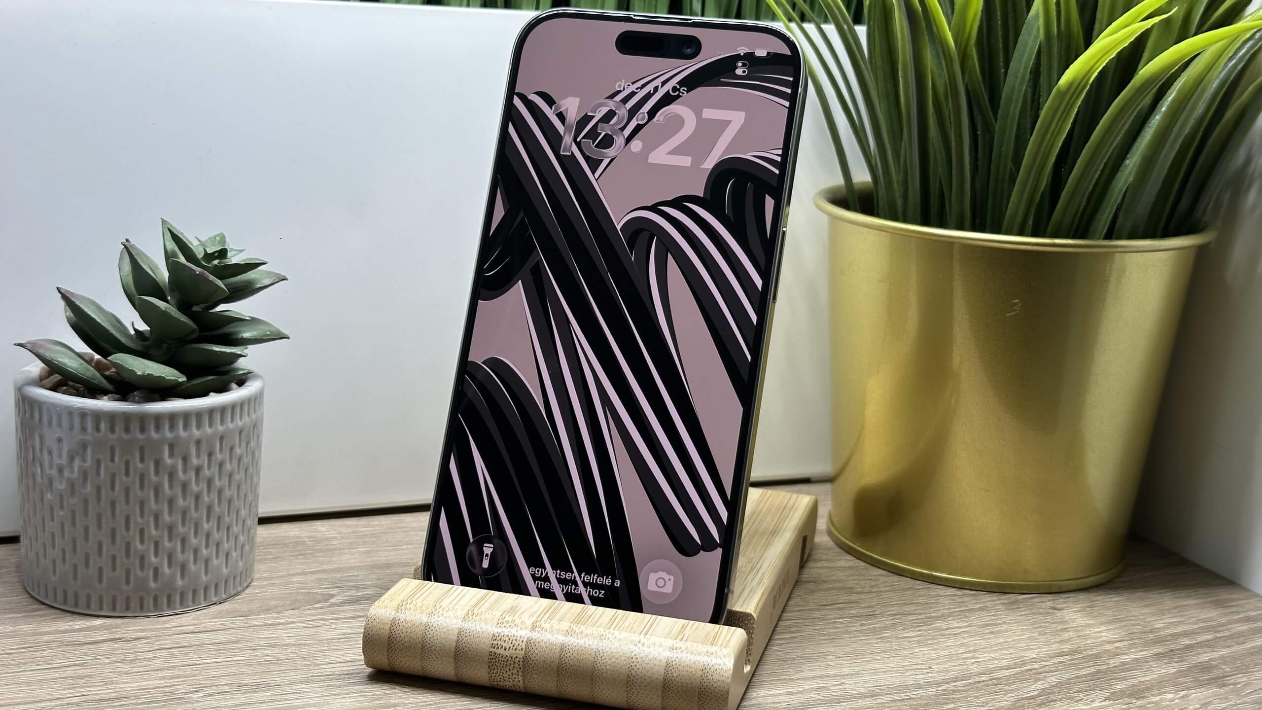 iPhone 15 Pro 256GB Naturál Titán - (használt, hibátlan állapot) - Image 13