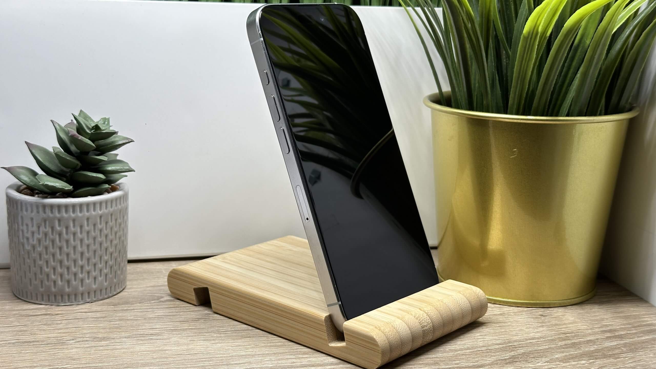 iPhone 15 Pro 256GB Fehér Titán - (használt, hibátlan állapot) - Image 6