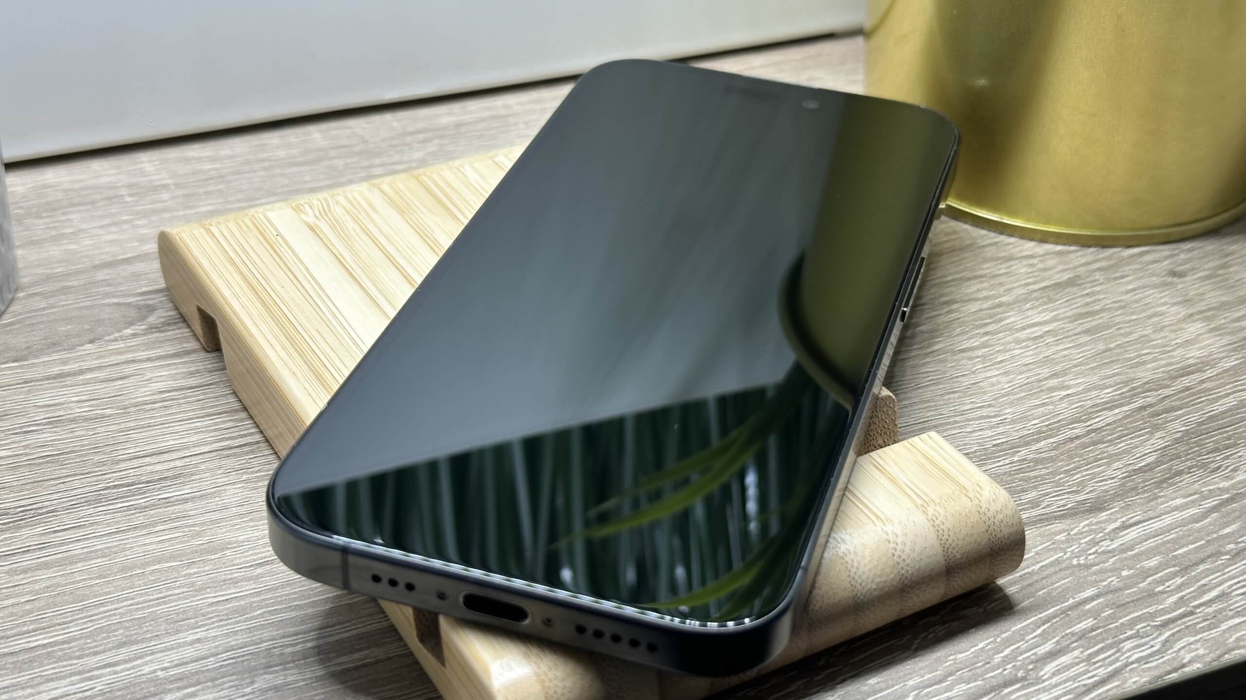 iPhone 15 Pro 256GB Fekete Titán - (használt, hibátlan állapot) - Image 2