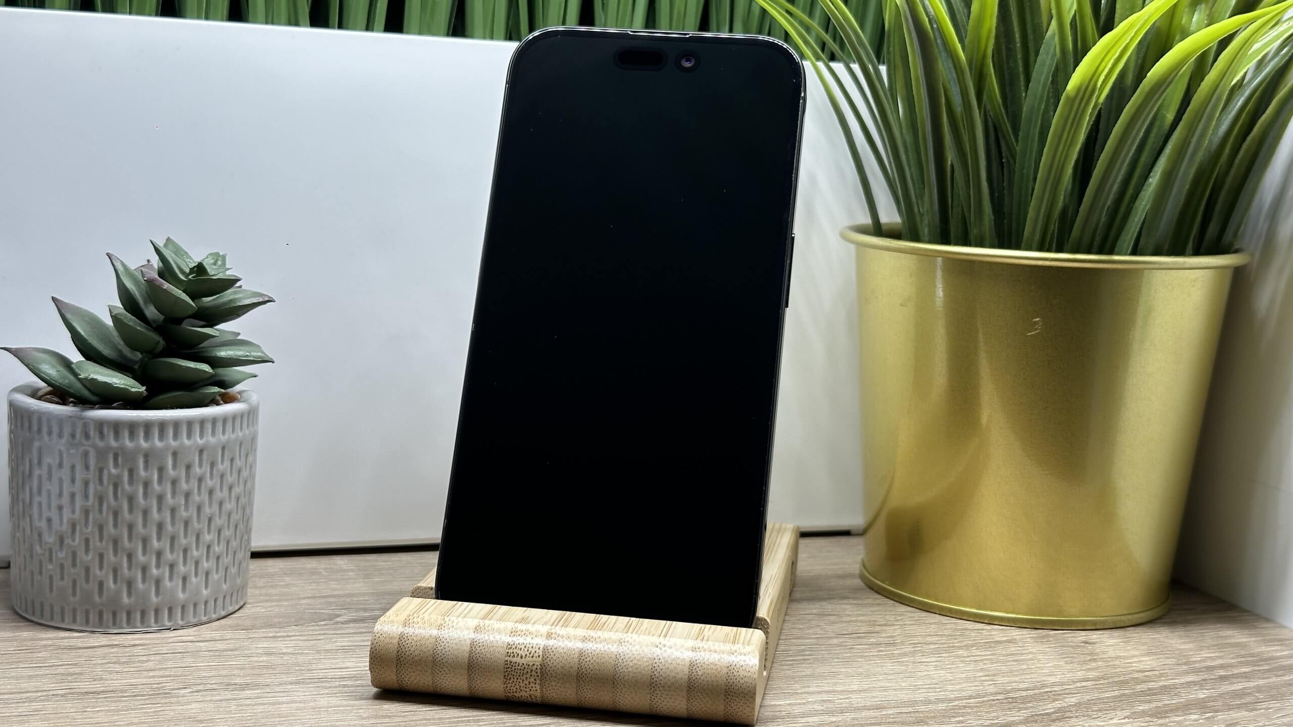 iPhone 15 Pro 256GB Fekete Titán - (használt, hibátlan állapot) - Image 4