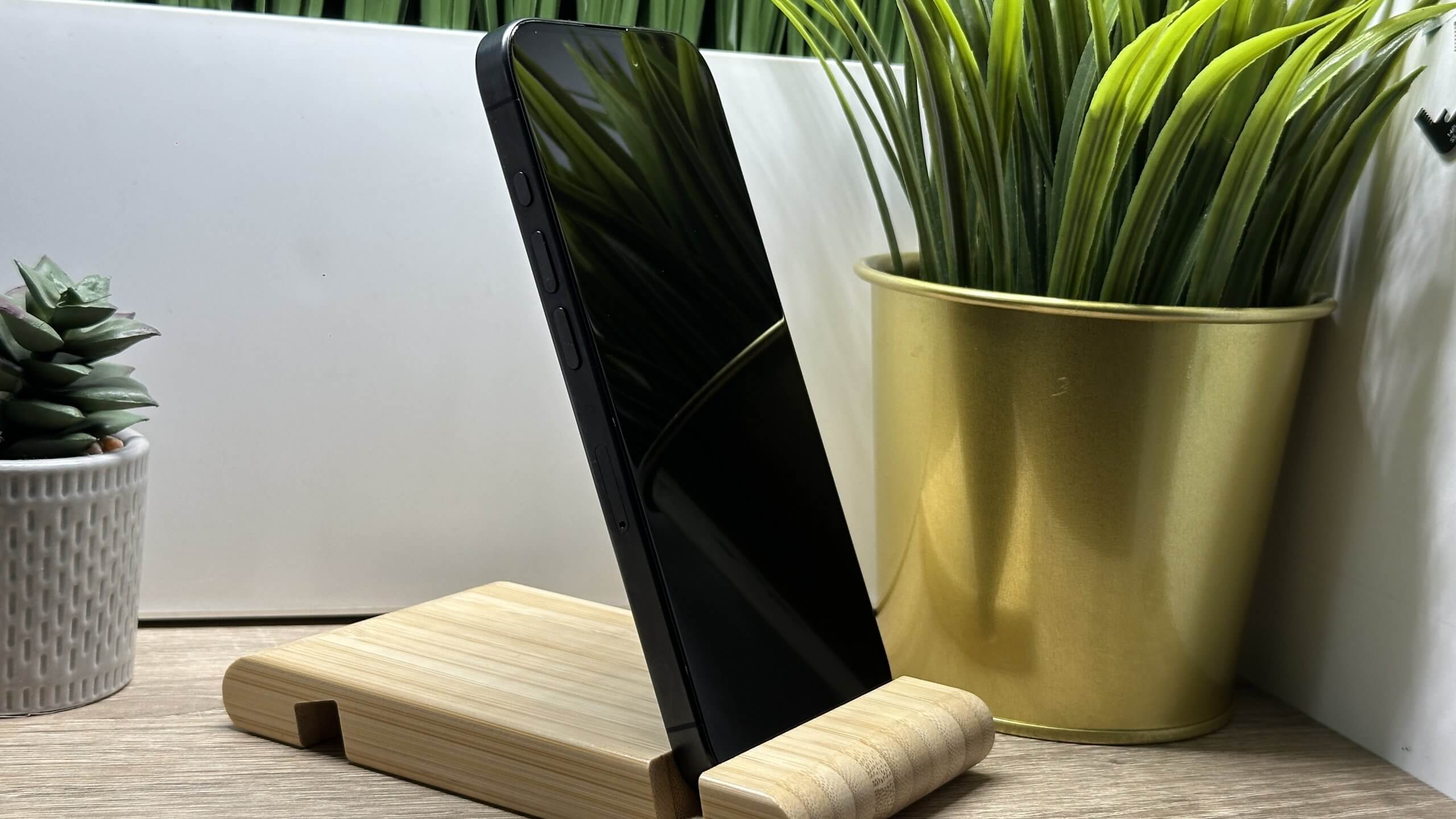 iPhone 15 Pro 256GB Fekete Titán - (használt, hibátlan állapot) - Image 6