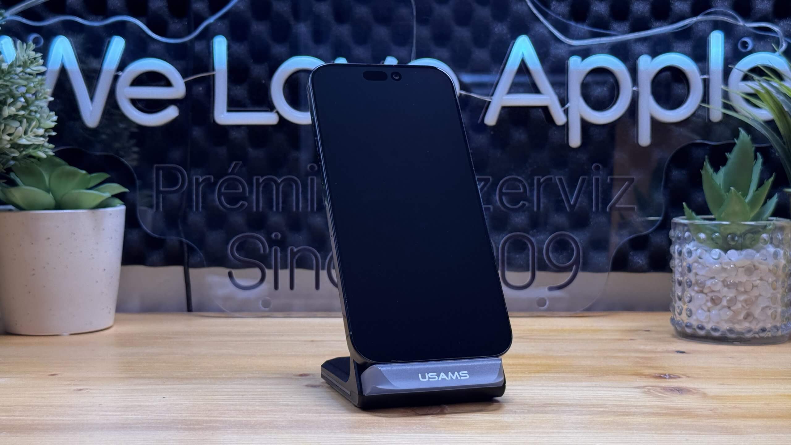 iPhone 16 Pro Max 256GB Fekete Titán - (használt, hibátlan állapot) - Image 3