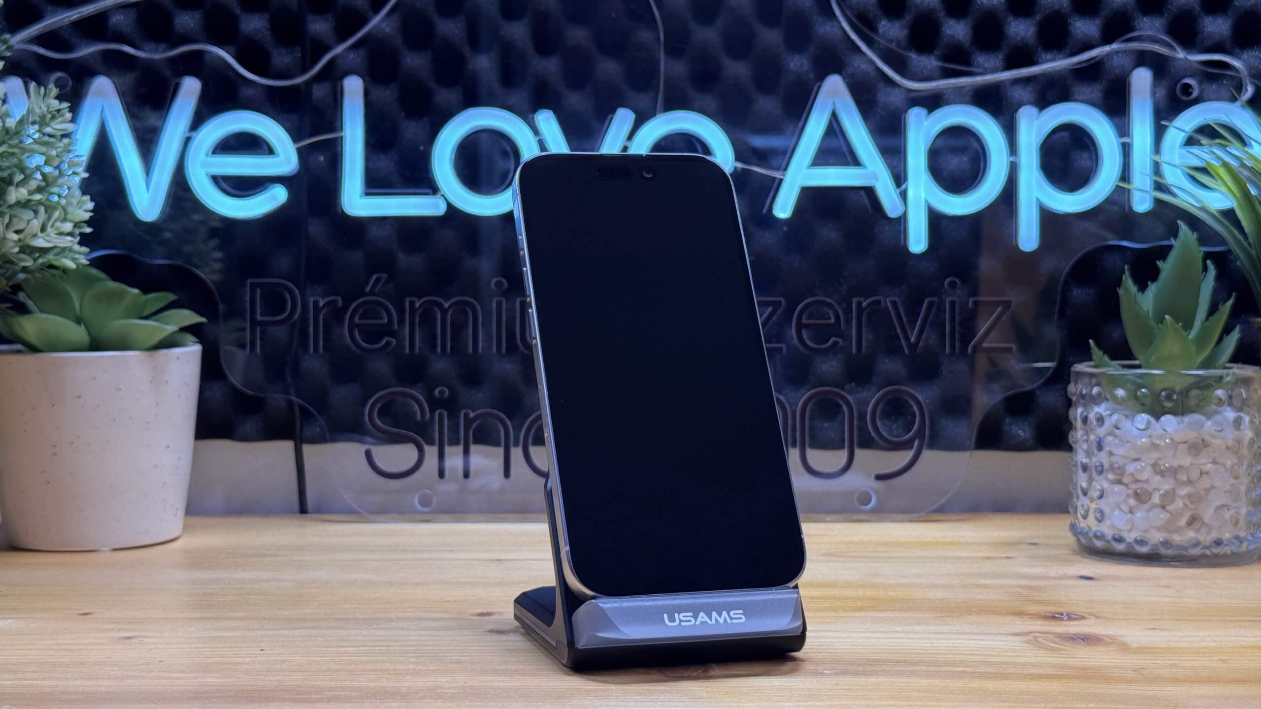 iPhone 15 Pro 256GB Fehér Titán - (használt, hibátlan állapot) - Image 4