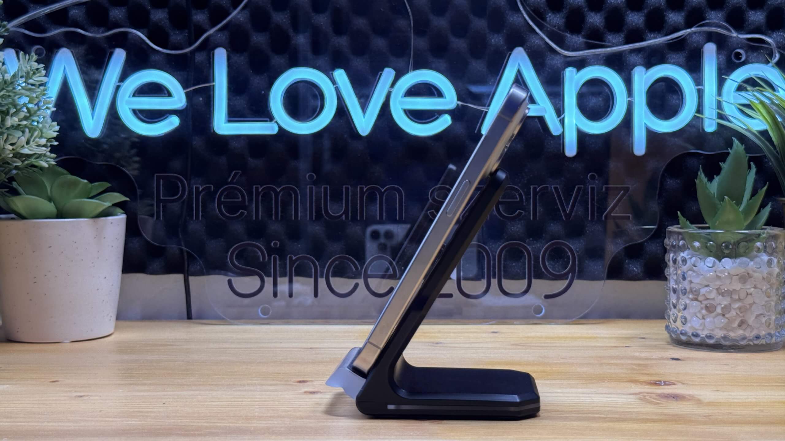 iPhone 15 Pro 256GB Fehér Titán - (használt, hibátlan állapot) - Image 6