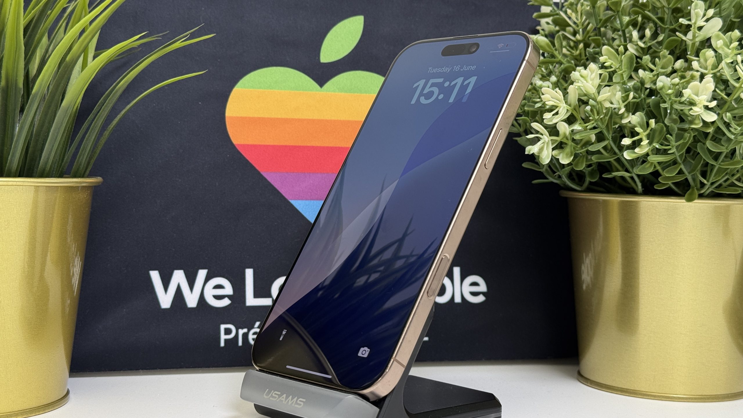 iPhone 16 Pro Max 256GB - Image 4