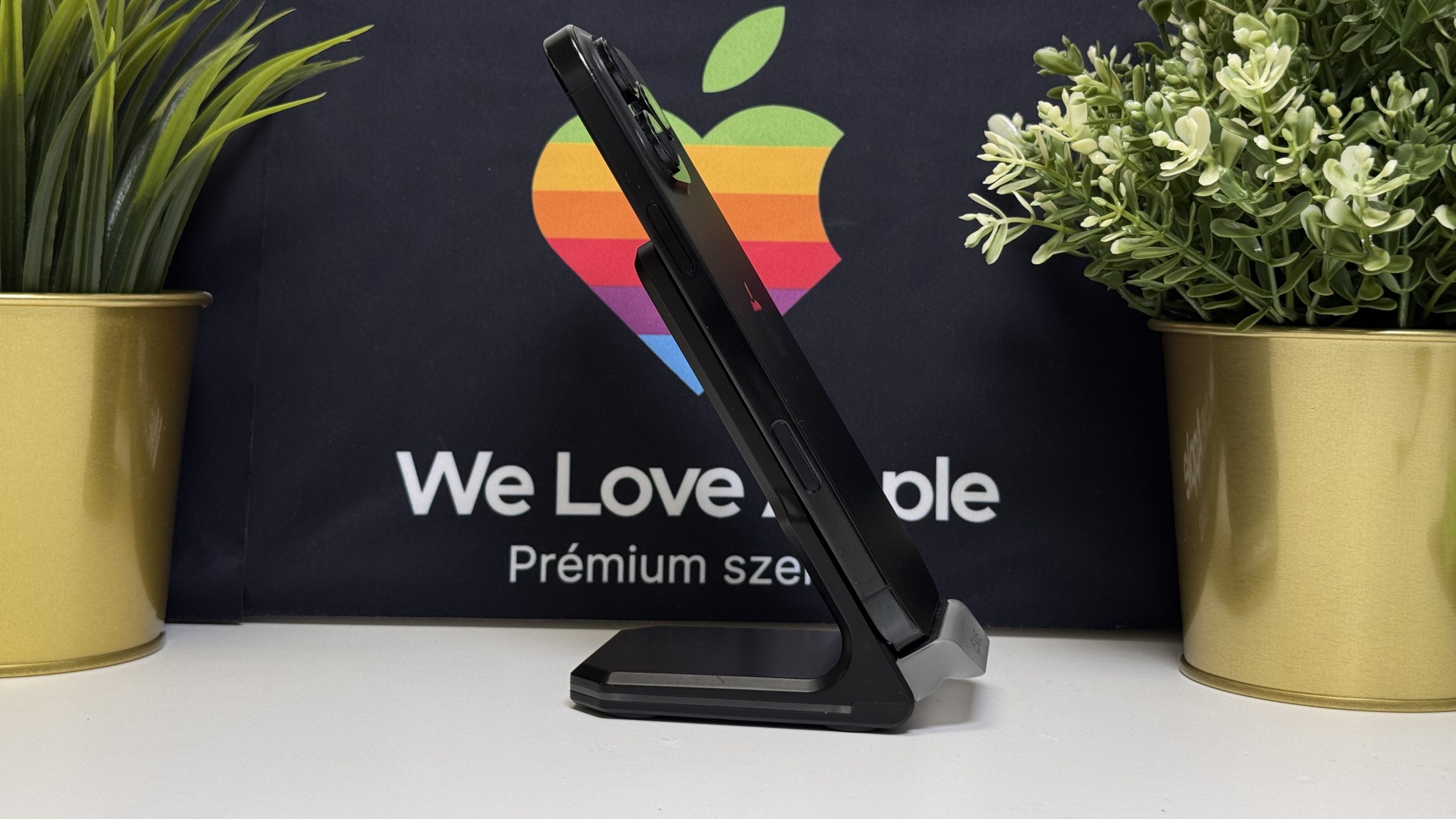iPhone 16 Pro Max 512GB - Image 5