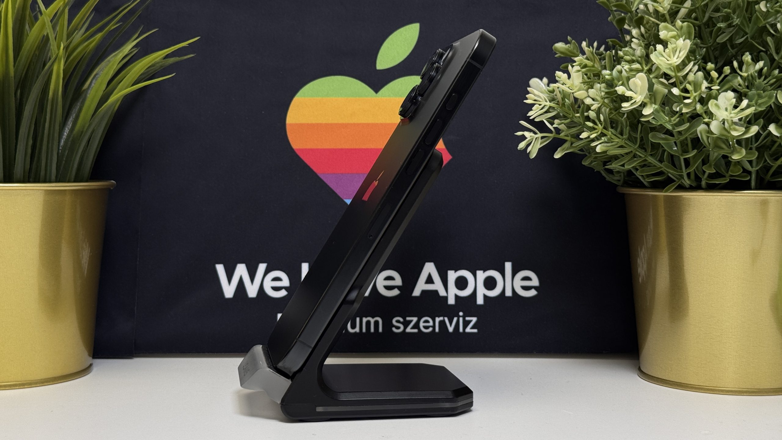 iPhone 16 Pro Max 512GB - Image 5