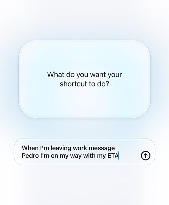 A képernyőn a Siri AI és a felhasználó közötti interakció látható a Parancsok létrehozásáról. A kérdés: „Mit szeretnél, hogy csináljon a parancsod?”, a válasz pedig: „Amikor elindulok a munkából, írj Pedro-nak, hogy úton vagyok, és megadom az érkezési időmet.”