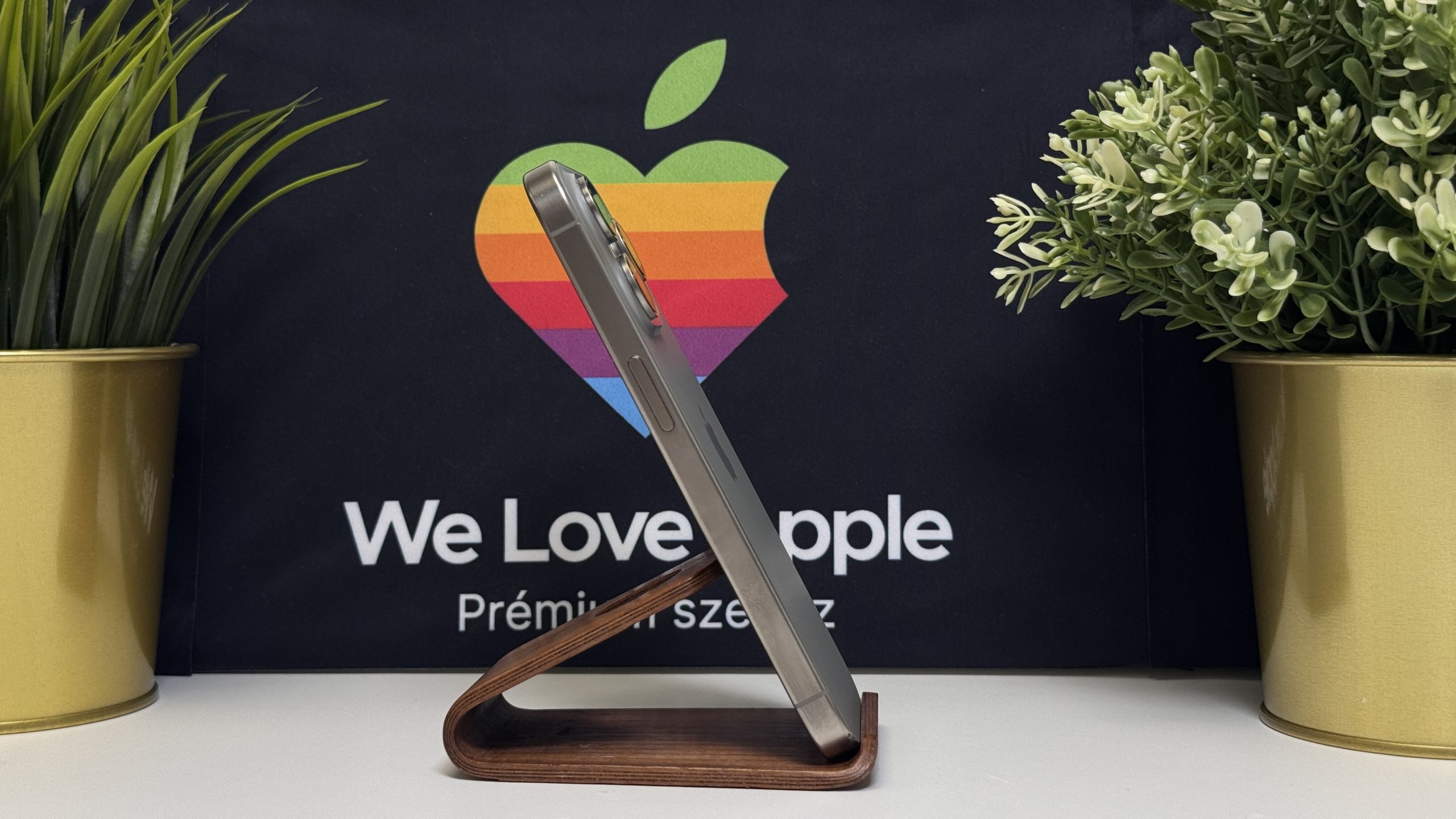 iPhone 15 Pro 256GB - Image 6