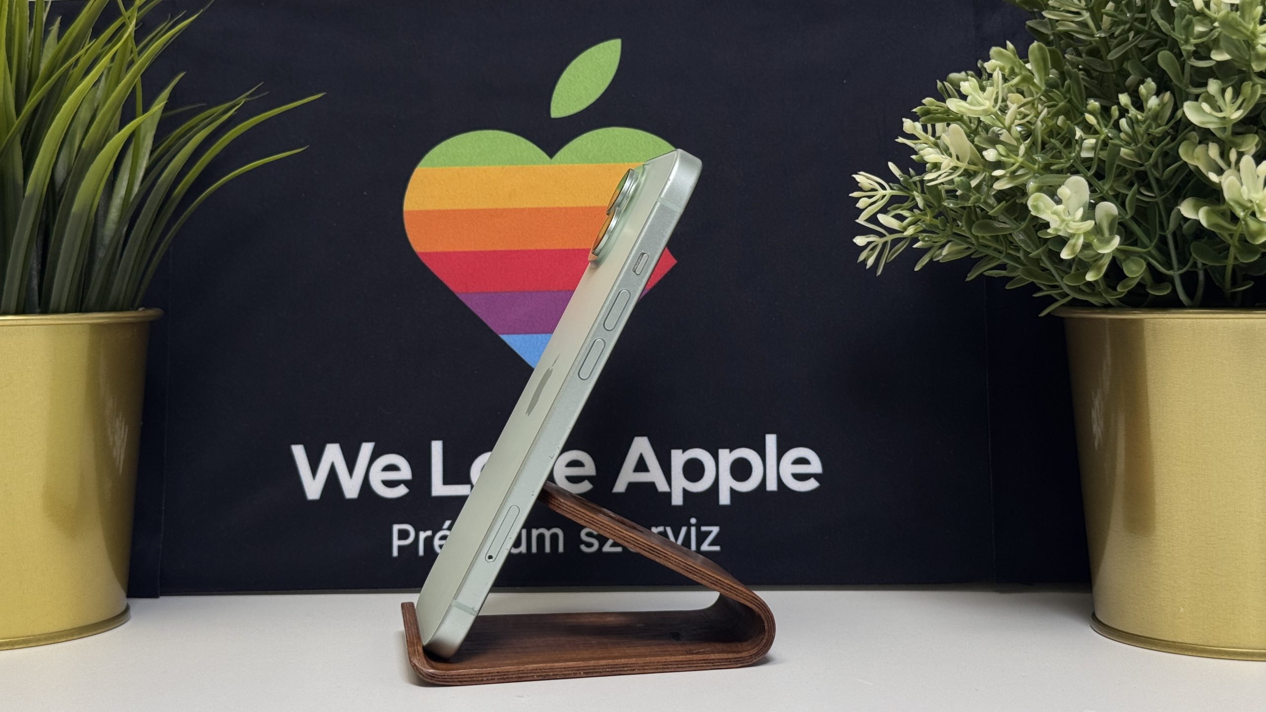 iPhone 15 128GB - Image 6