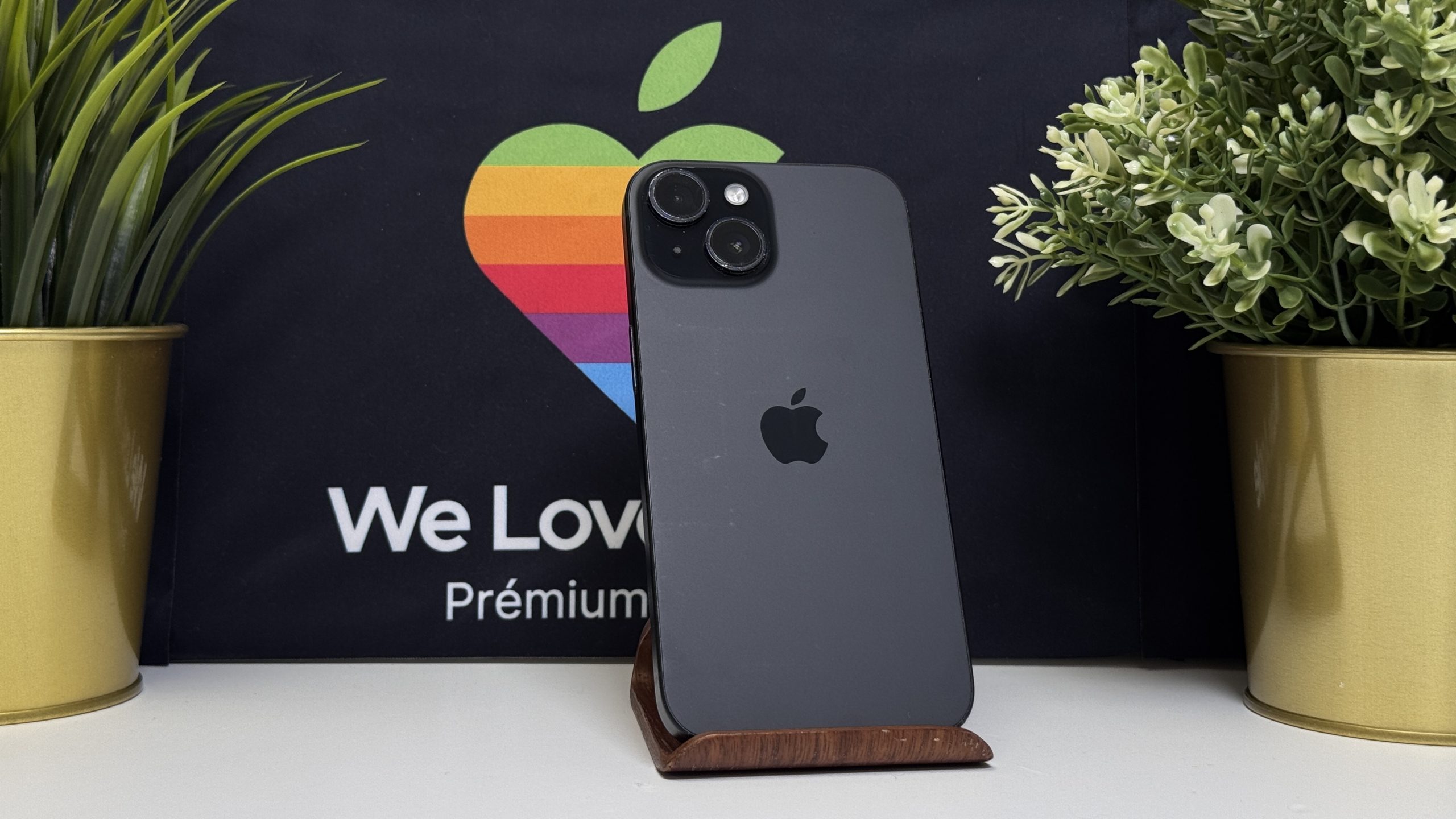 iPhone 15 128GB - Image 2
