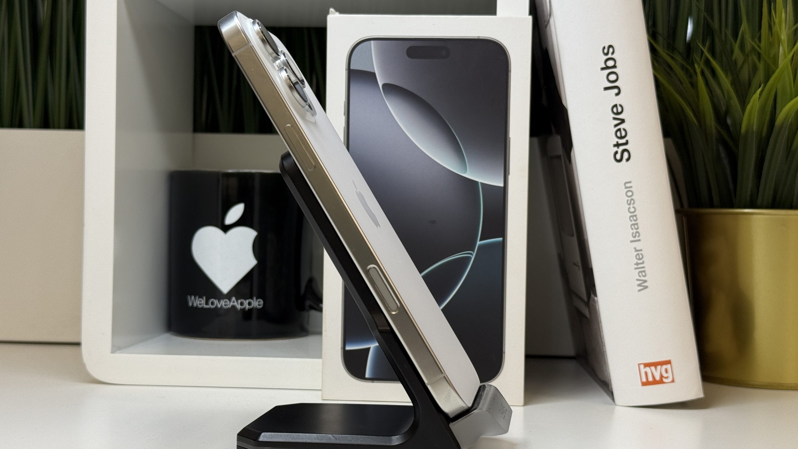 iPhone 16 Pro Max 256GB - Image 5