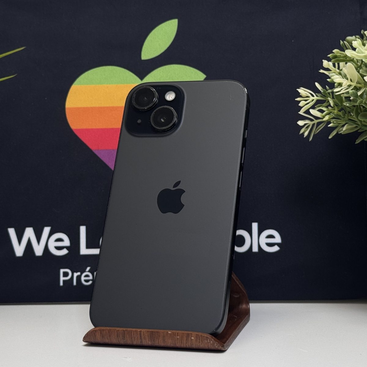 iPhone 15 128GB