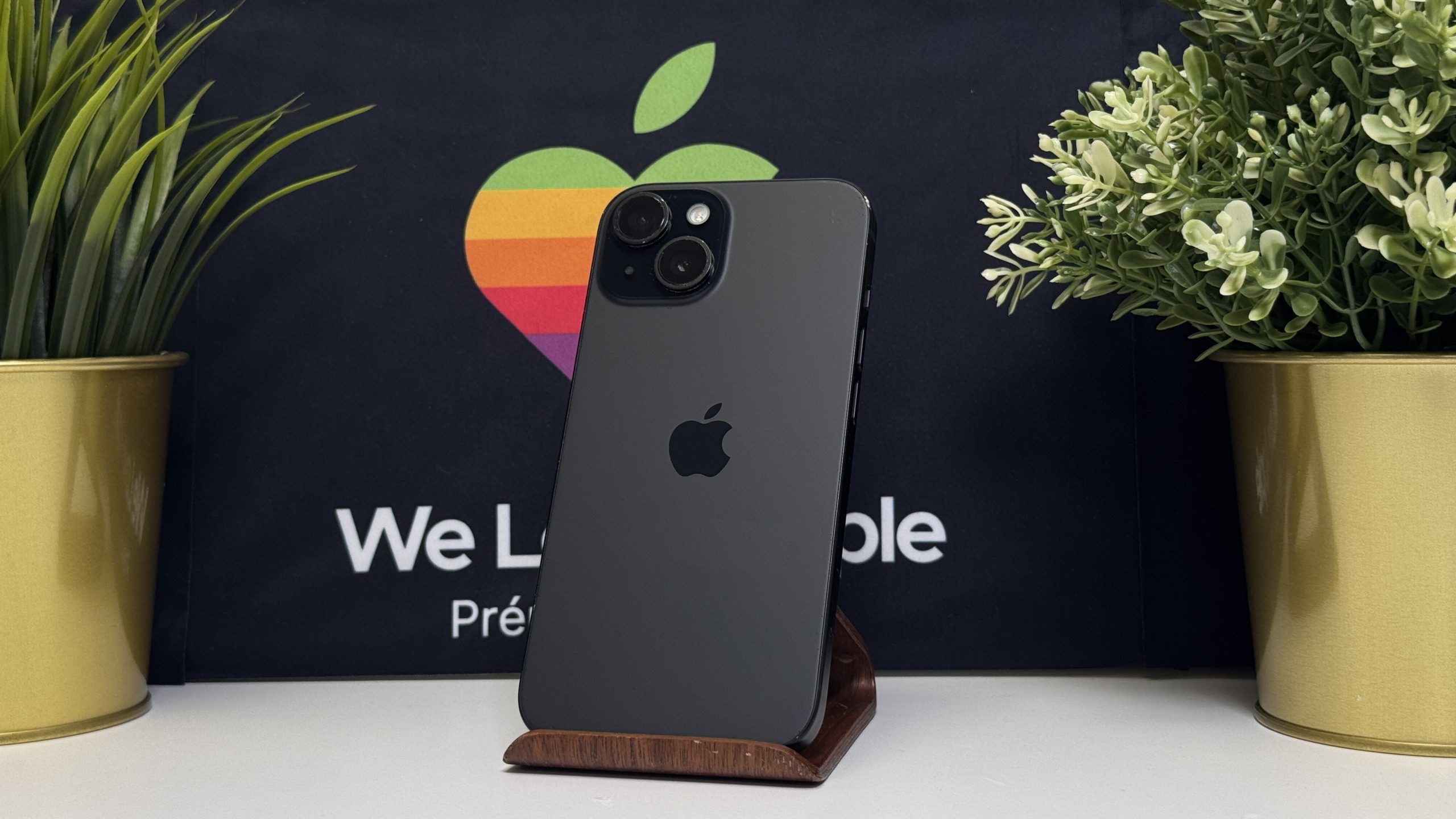 iPhone 15 128GB