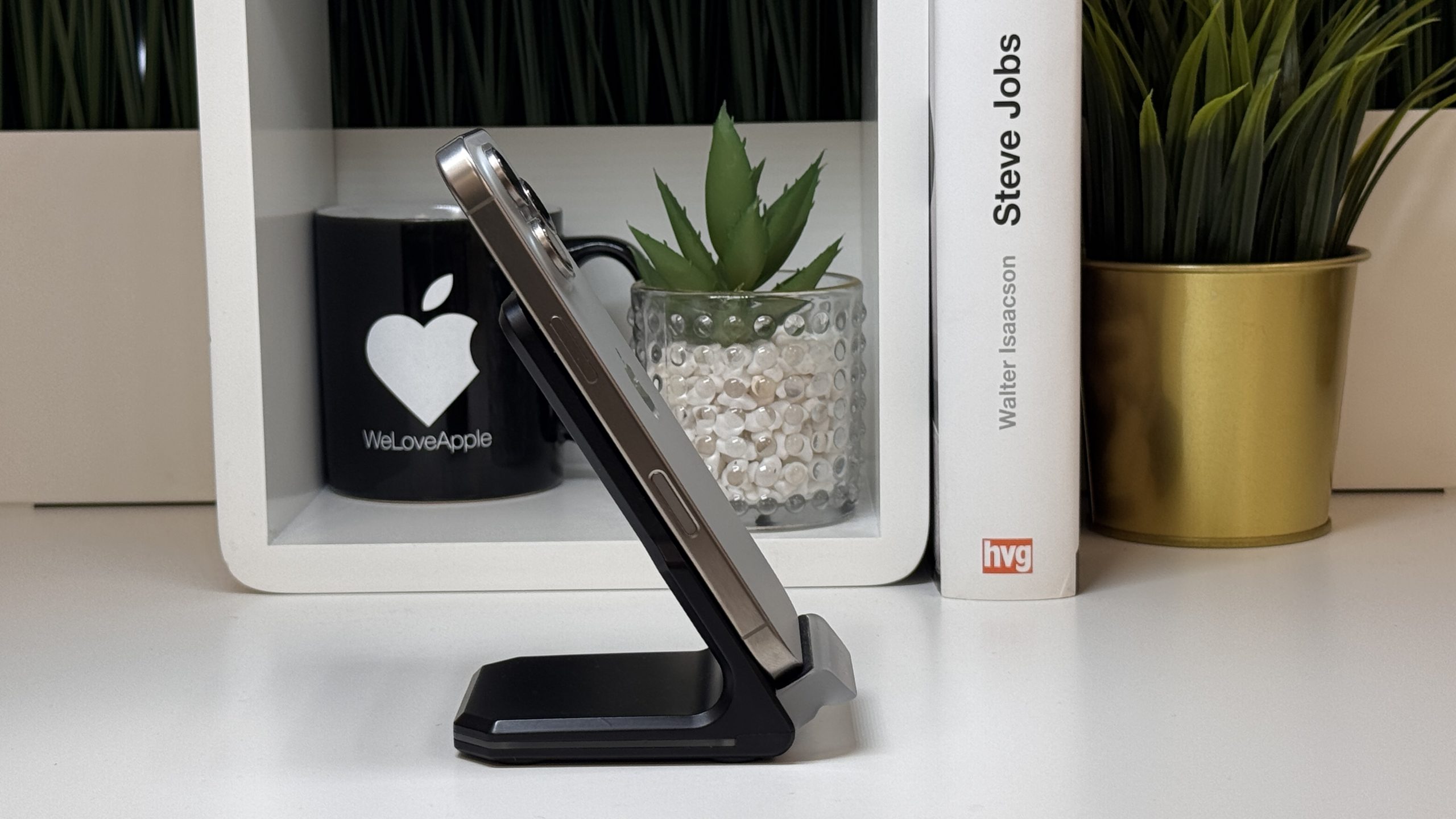 iPhone 16 Pro 1TB - Image 4
