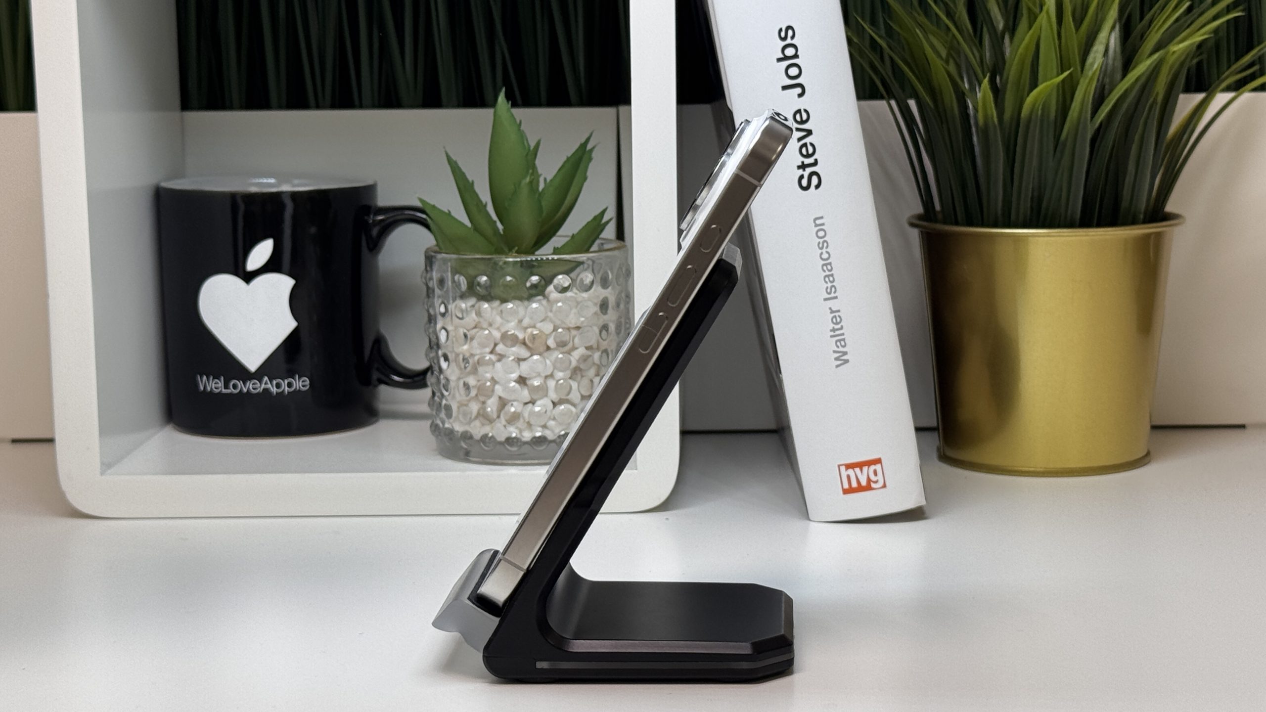 iPhone 16 Pro 1TB - Image 5