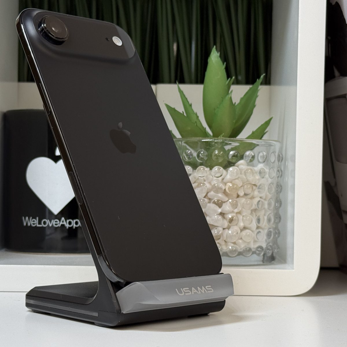 Fekete iPhone Air 256 GB – MSZ13469