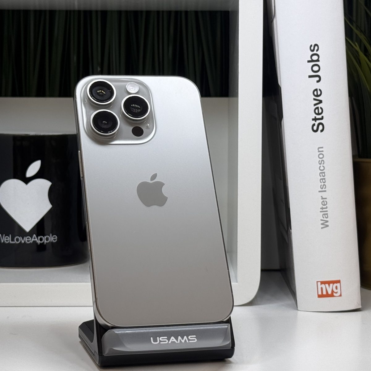 Apple iPhone LA08593 – IMG_3513.jpg