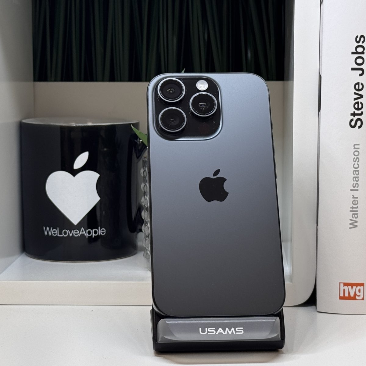 iPhone – LA10006