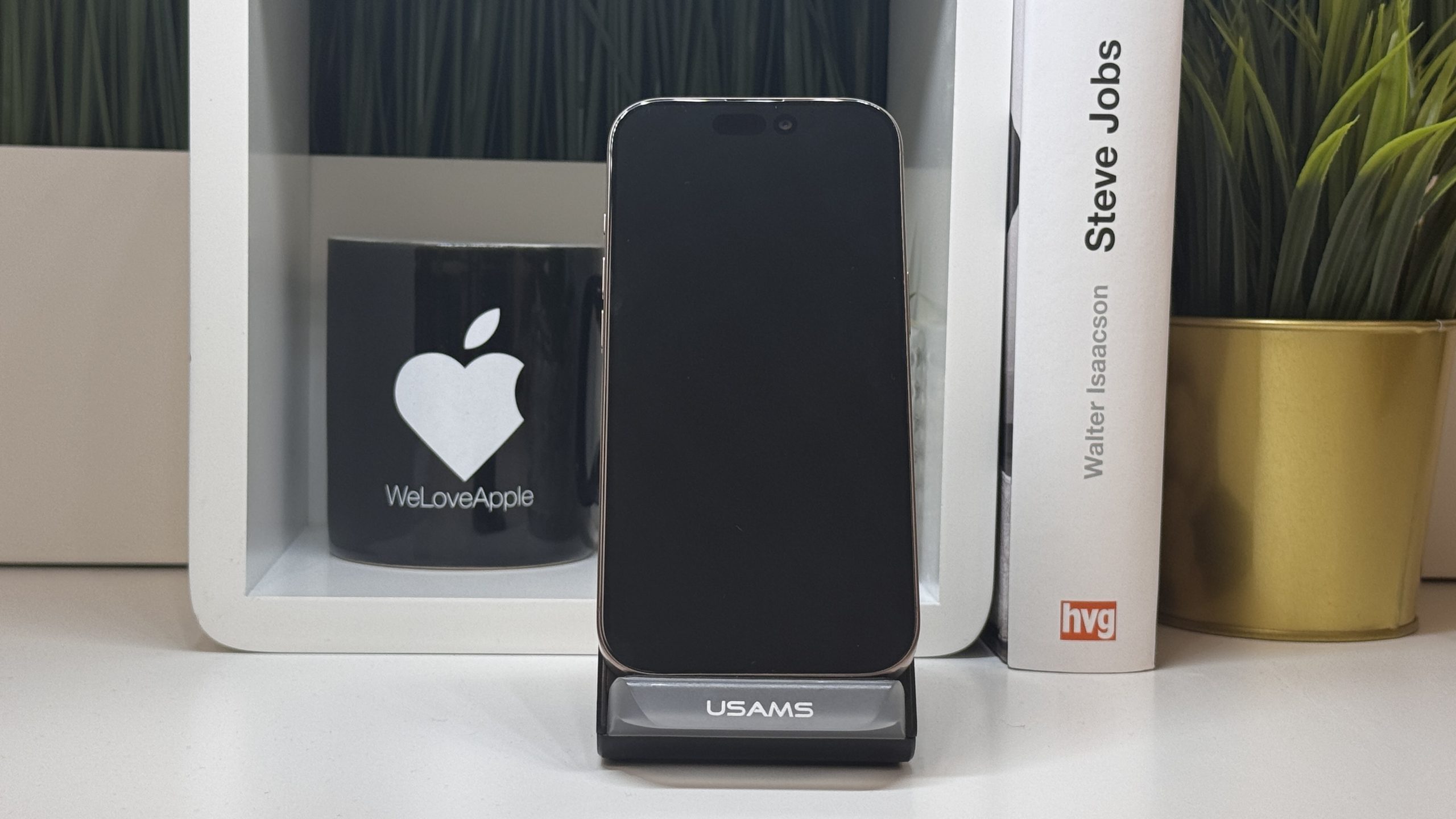 Apple iPhone LA31246 – IMG_3657.jpg