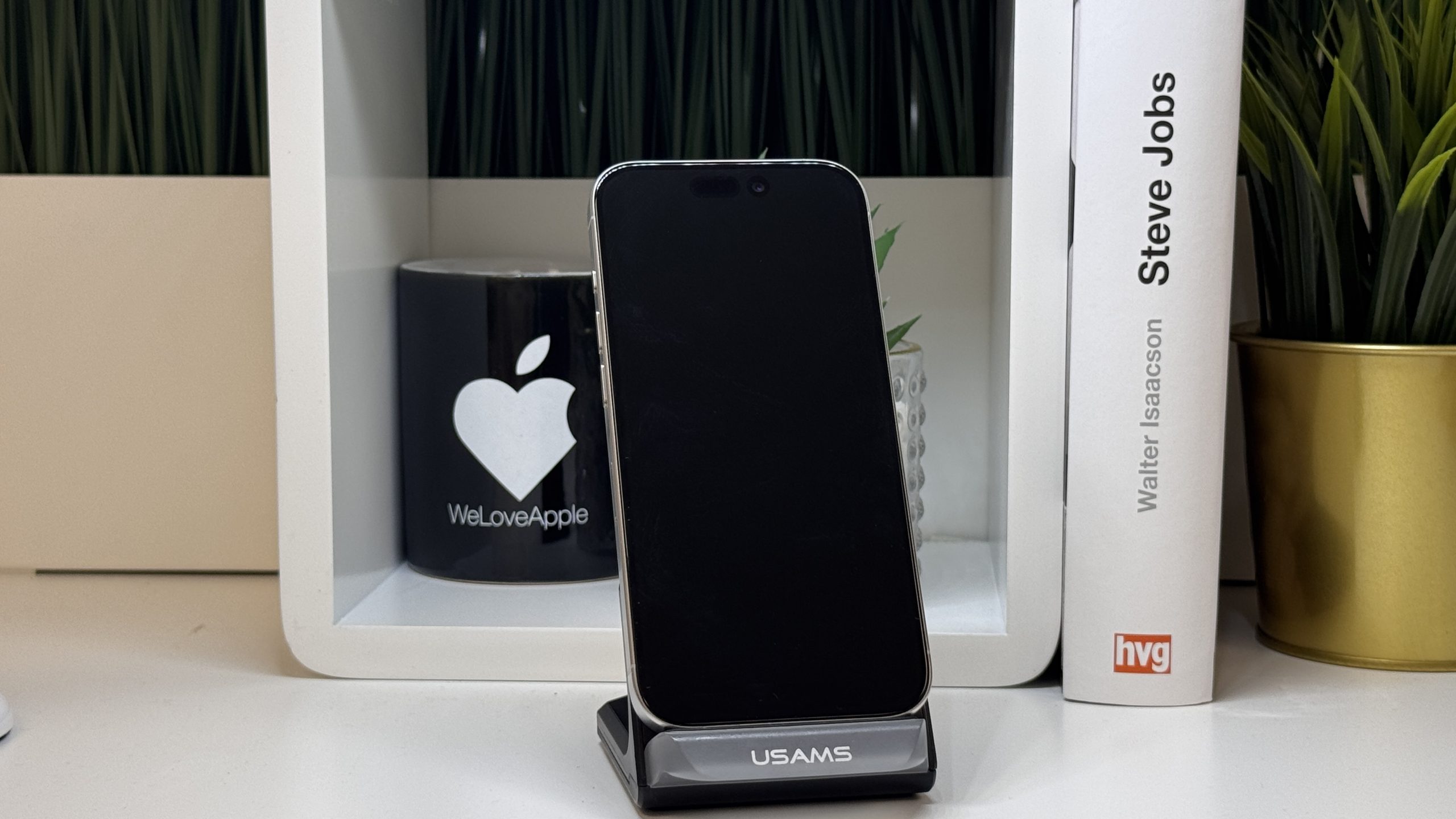 iPhone – LA46852
