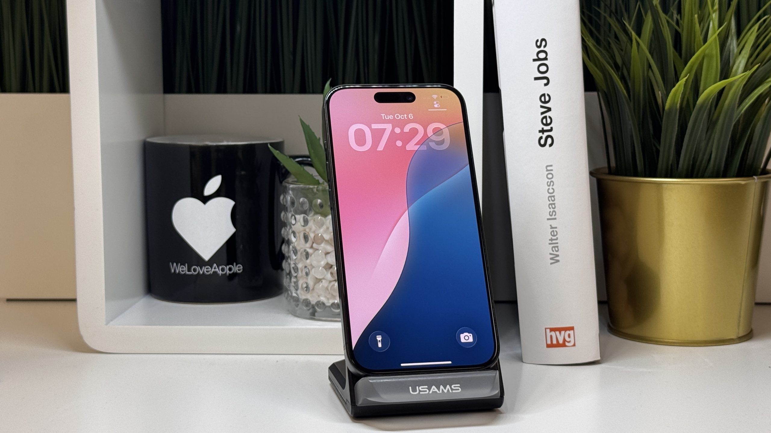 iPhone – LA46858