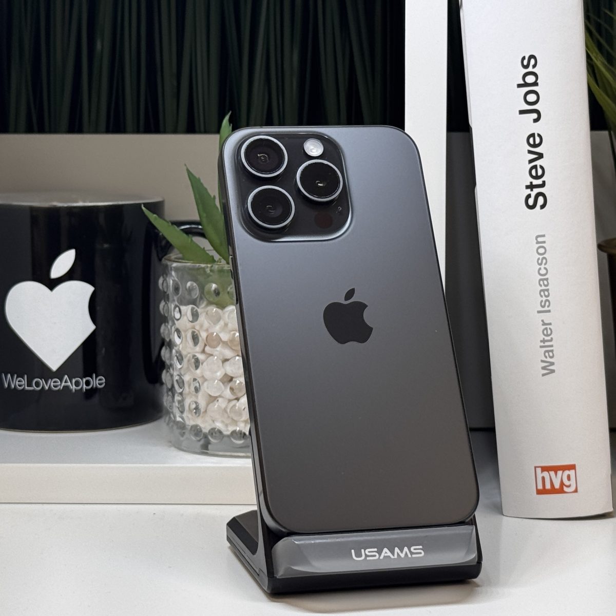 iPhone – LA46858