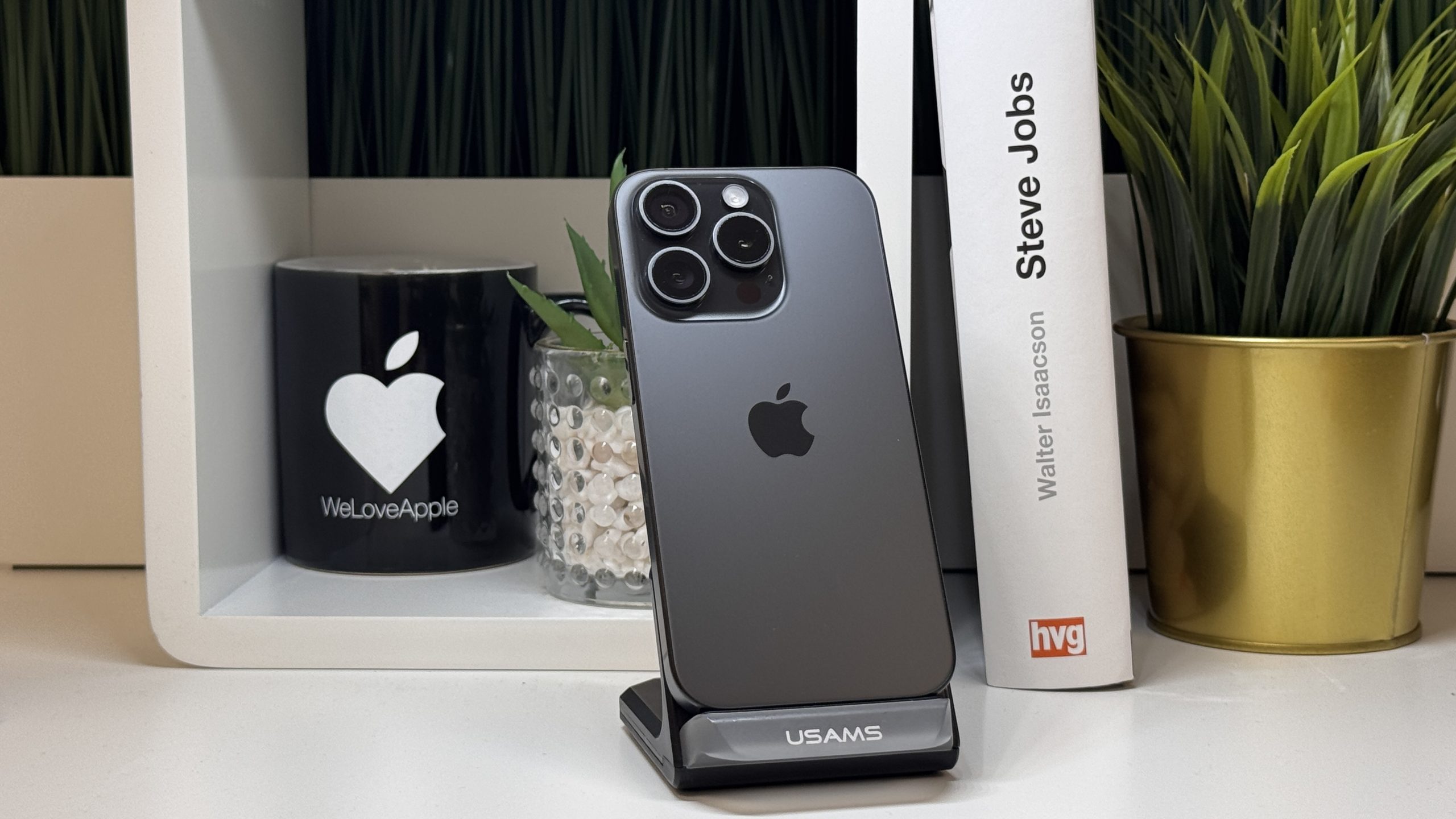 iPhone – LA46858