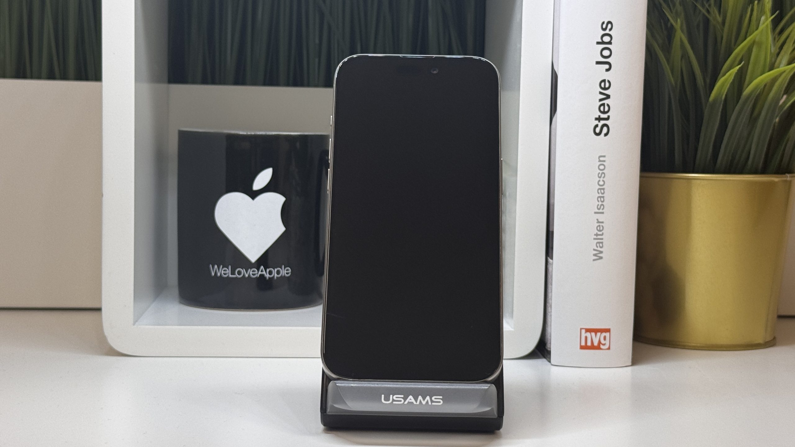 Apple iPhone LA62846 – IMG_3669.jpg