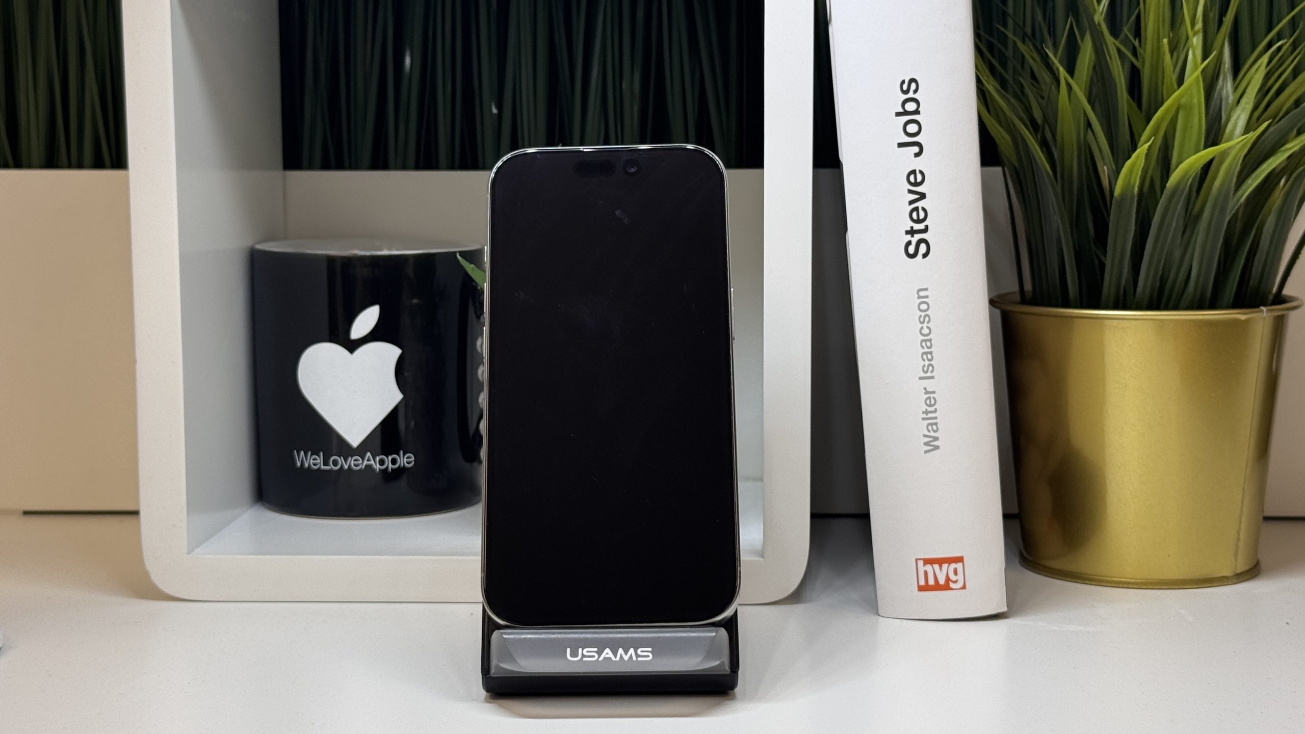 iPhone – LA66428
